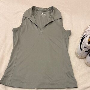 Women’s Gray Sleeveless Top